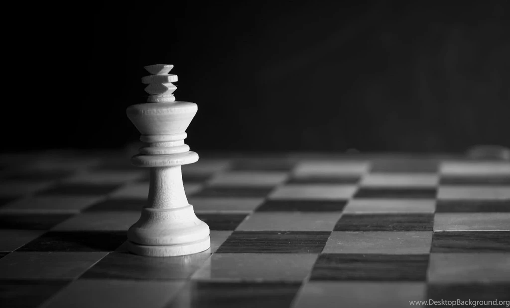 Lone King [1331 X 805] : Chessporn