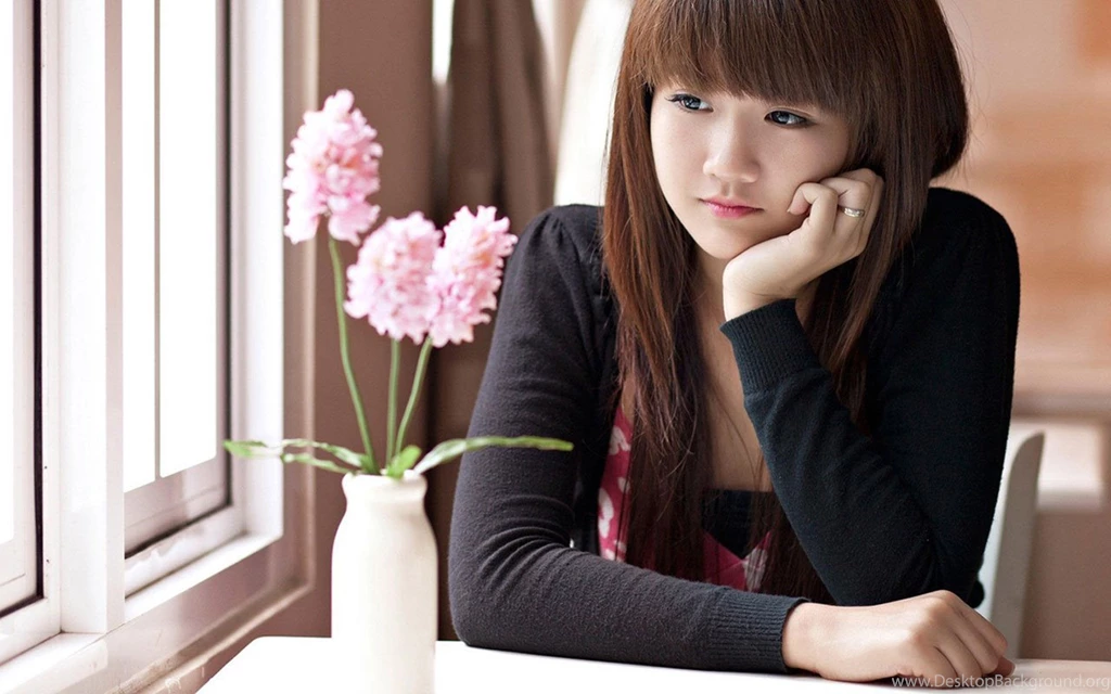 Chinese Girls Wallpapers HD Pictures