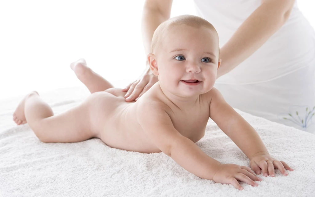 Cute Baby Receiving Massage Wallpaper,Cute HD Wallpaper,Baby HD ...