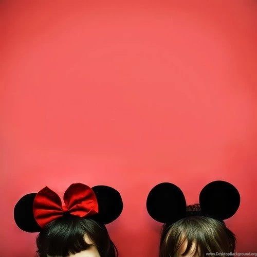 Micky And Minnie Mouse With Red Backgrounds