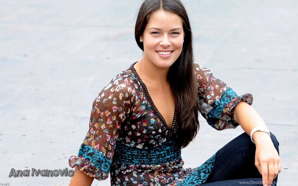 Beautiful Ana Ivanovic Smile HDwallpaper4U.com