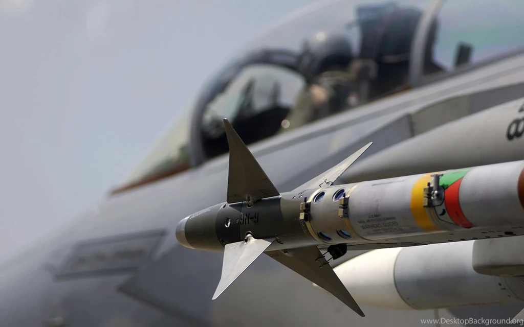 F 15 Eagle Moves Into Position HD Wallpapers Free HD Wallpapers ...