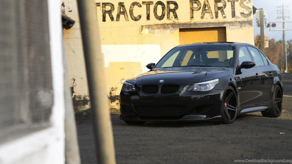 1366x768 Front View, Bmw, The Building, Black, E60, Yellow, M5 ...