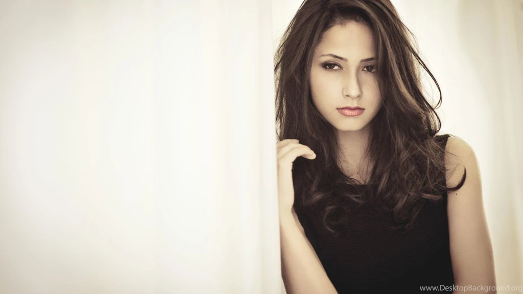 GIRLS CUTE GIRL HD DESKTOP BACKGROUND WALLPAPER (1080p)   HD IMAGE