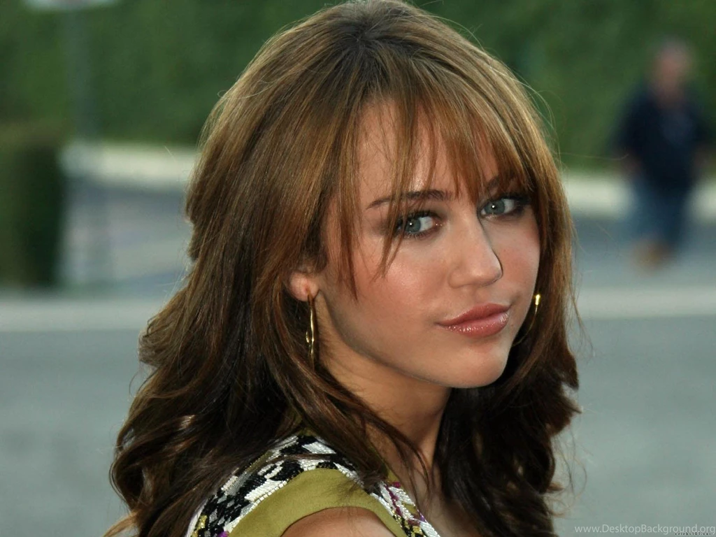 Miley Cyrus In Hannah Montana (id: 77351) – BUZZERG