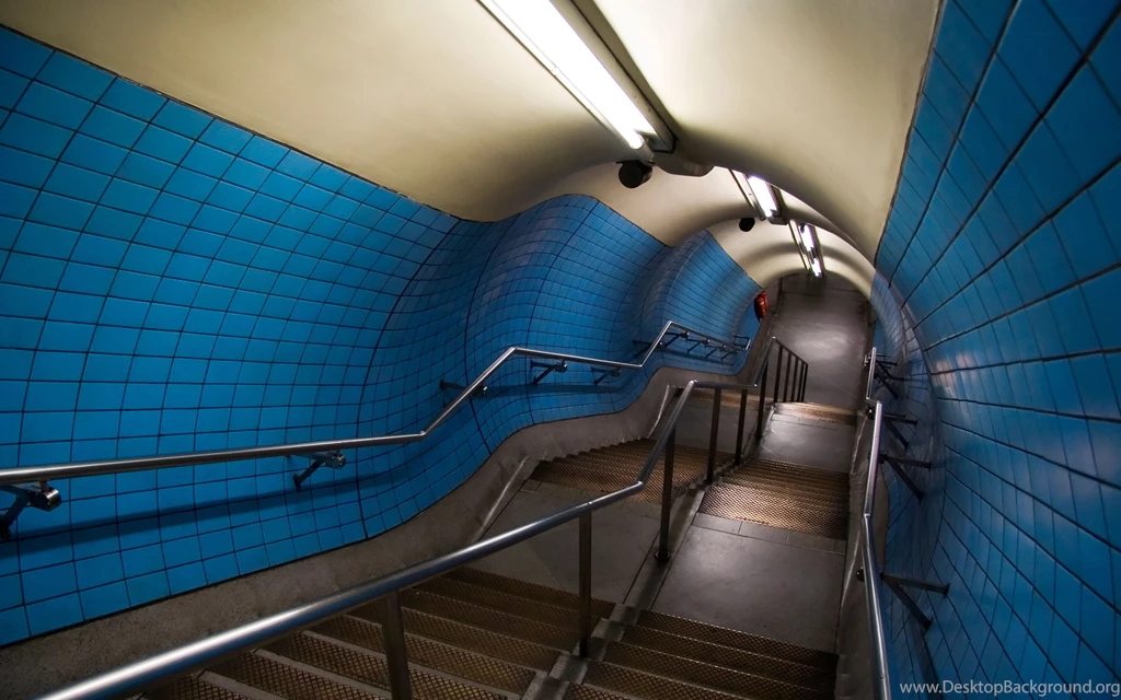 Descent In The Metro Wallpapers And Images   Wallpapers, Pictures ...