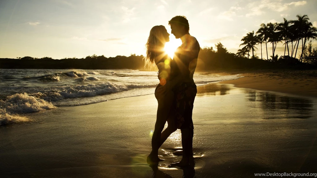 Couple Beach Love Sunrise Wallpapers
