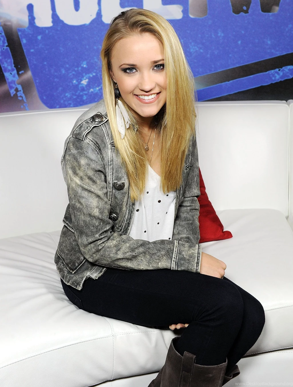Pictures Star Beauty: Emily Osment Wallpapers Gallery