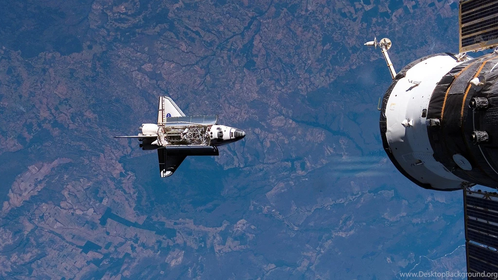NASA Space Shuttle Is To Dock With The ISS Wallpapers And Images ...