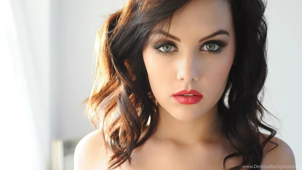 Alice Goodwin Wallpapers HD For Desktop & Mobile Download