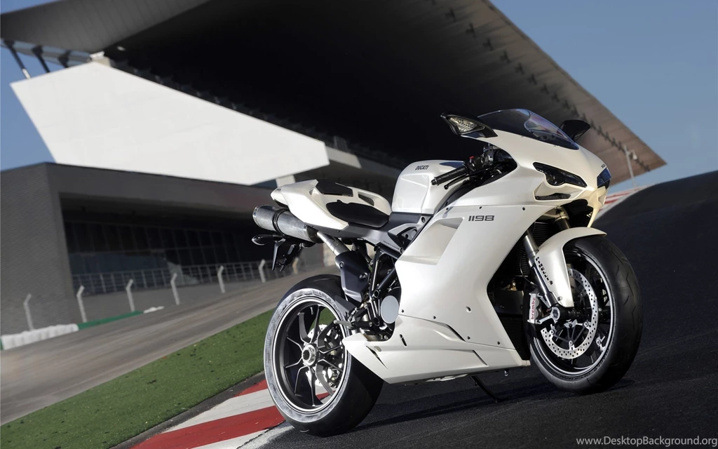 Latest HD And Widescreen Super Bikes Wallpapers