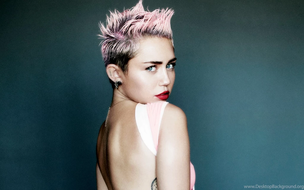 Sporty Miley Cyrus Desktop Backgrounds HD 1920x1080
