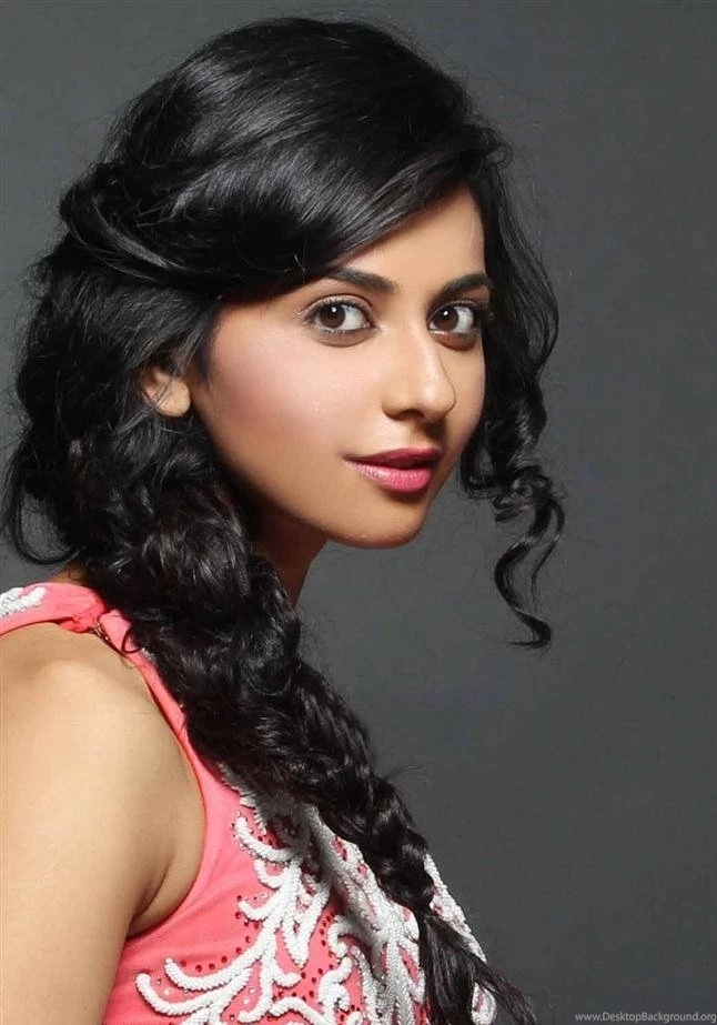Rakul Preet Singh Cute And Hot Bikini Unseen HD Wallpaper