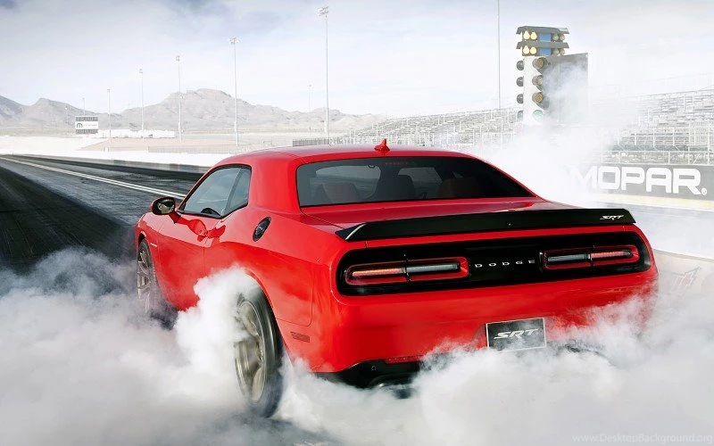 2015 Dodge Challenger SRT Hellcat Burnout Wallpapers Free Desktop ...