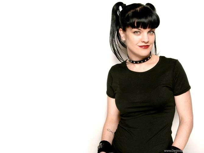 Pauley Perrette 033 Wallpapers Pauley Perrette Celebrities ...