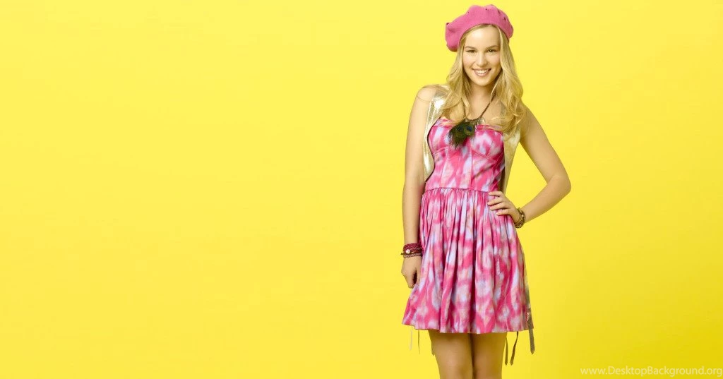 Bridgit Mendler Wallpapers – Daily Backgrounds In HD