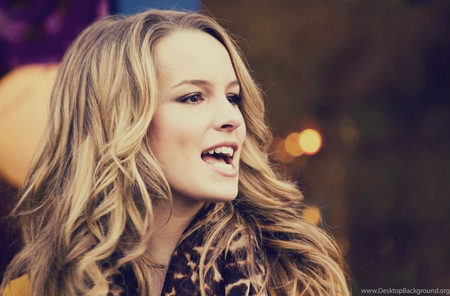 Bridgit Mendler Photo, Pics, Wallpapers   Photo