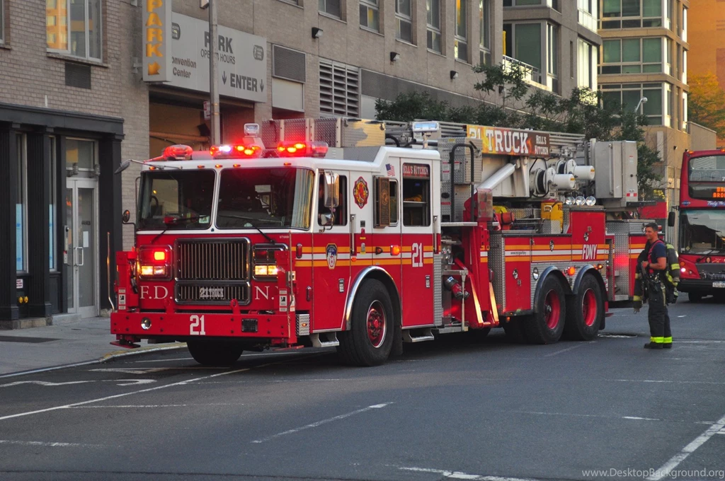 Ambulance Camion Cars Boat Emergency Fire Fire departments Fire ...