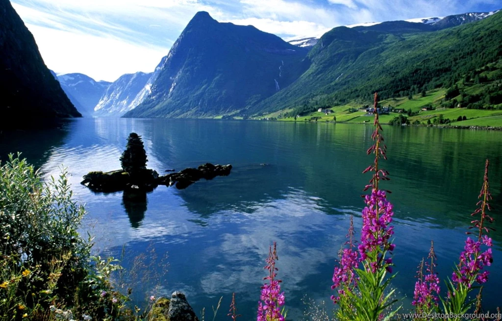 Beautiful Lakes Nature Photography Wallpapers