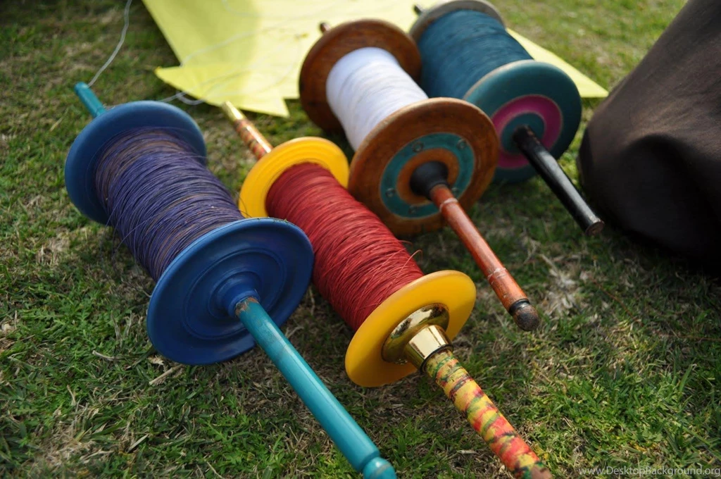Hd Image Of Kites Manja Thread