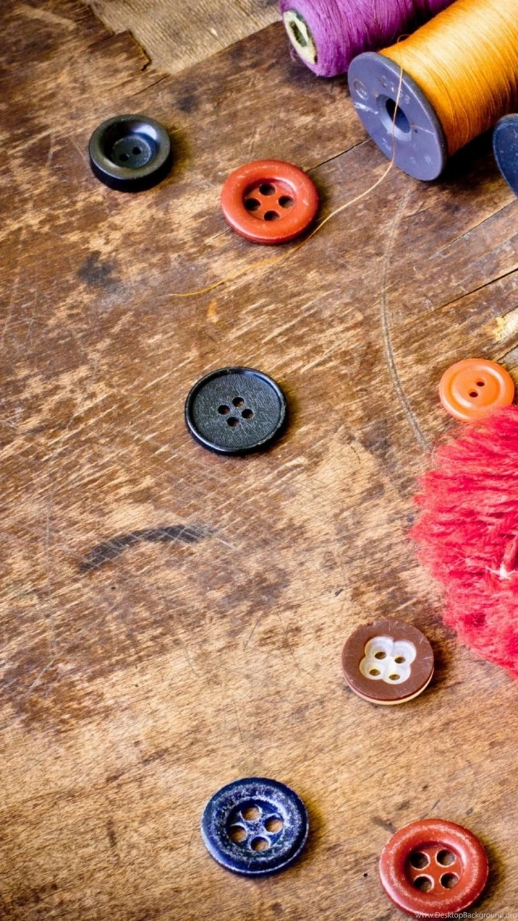 Cool Buttons Vintage iPhone 6 Wallpapers / IPod Wallpapers HD Free ...