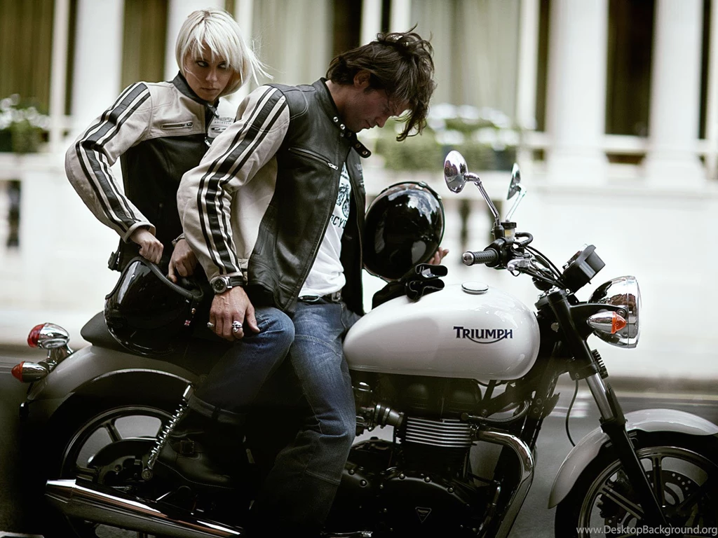 Triumph Bonneville Wallpapers And Images   Wallpapers, Pictures ...