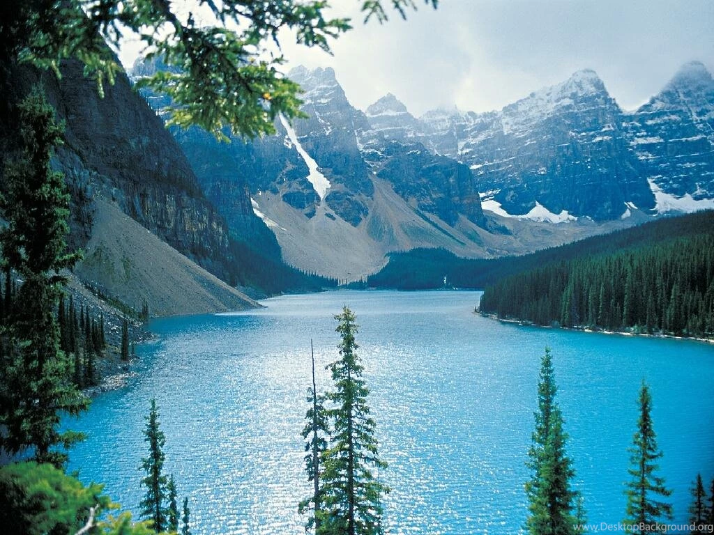 MORAINE LAKE ROCKY MOUNTAINS WALLPAPER   (