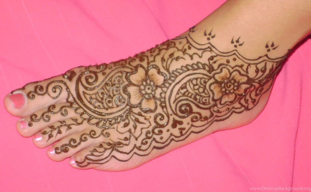 Images Of Mehndi Design Wallpapers