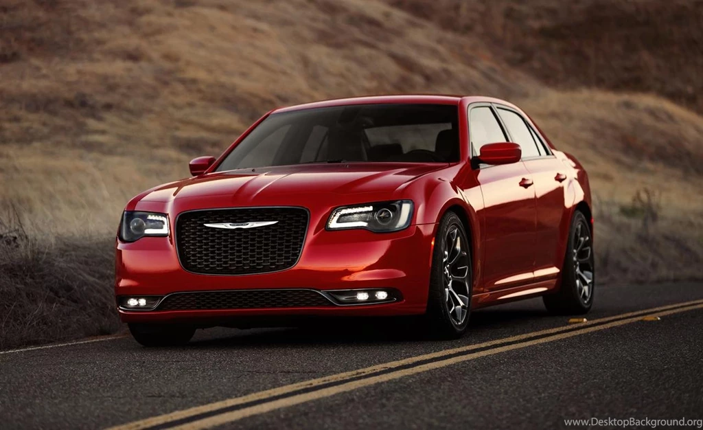 Chrysler 300 SRT8 2015 Image