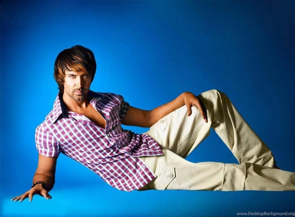 Download Hrithik Roshan Latest HD Wallpapers, Stills, Photos ...