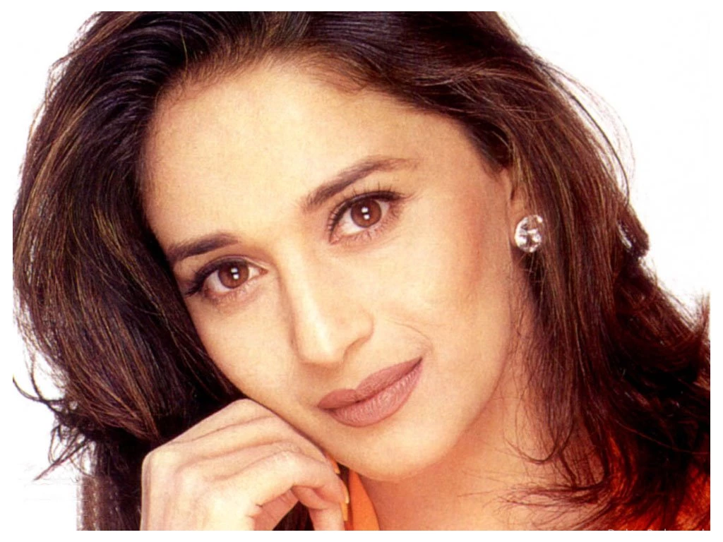 Madhuri Dixit Desktop Wallpapers Free Hd Wallpapers