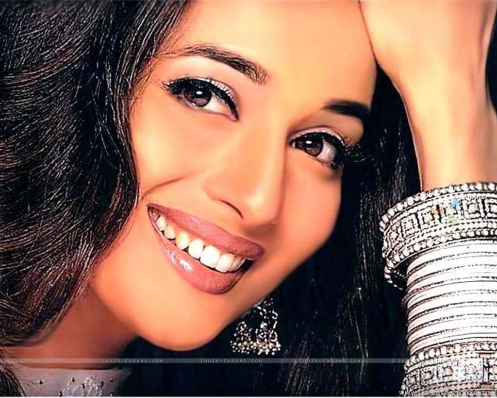 Wallpapers Madhuri Dixit (18592) Size:1280x1024
