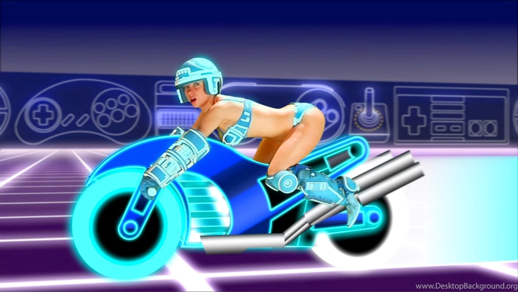 Tron Girl On Light Cycle By Devianttomsmall On DeviantArt