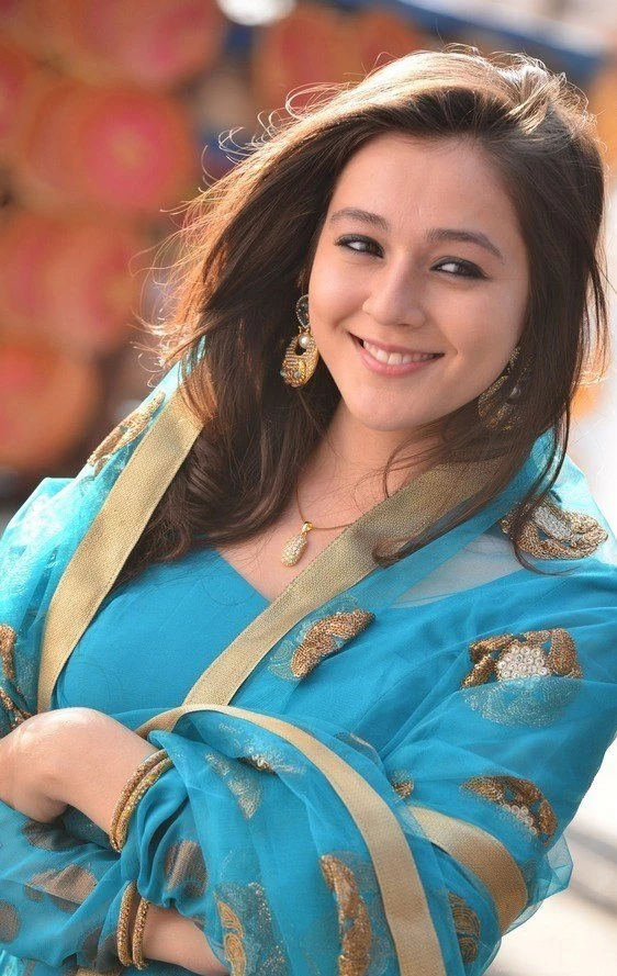 Priyal Gor Fashion Model Film Actress Photos,Saheba Subramanyam ...