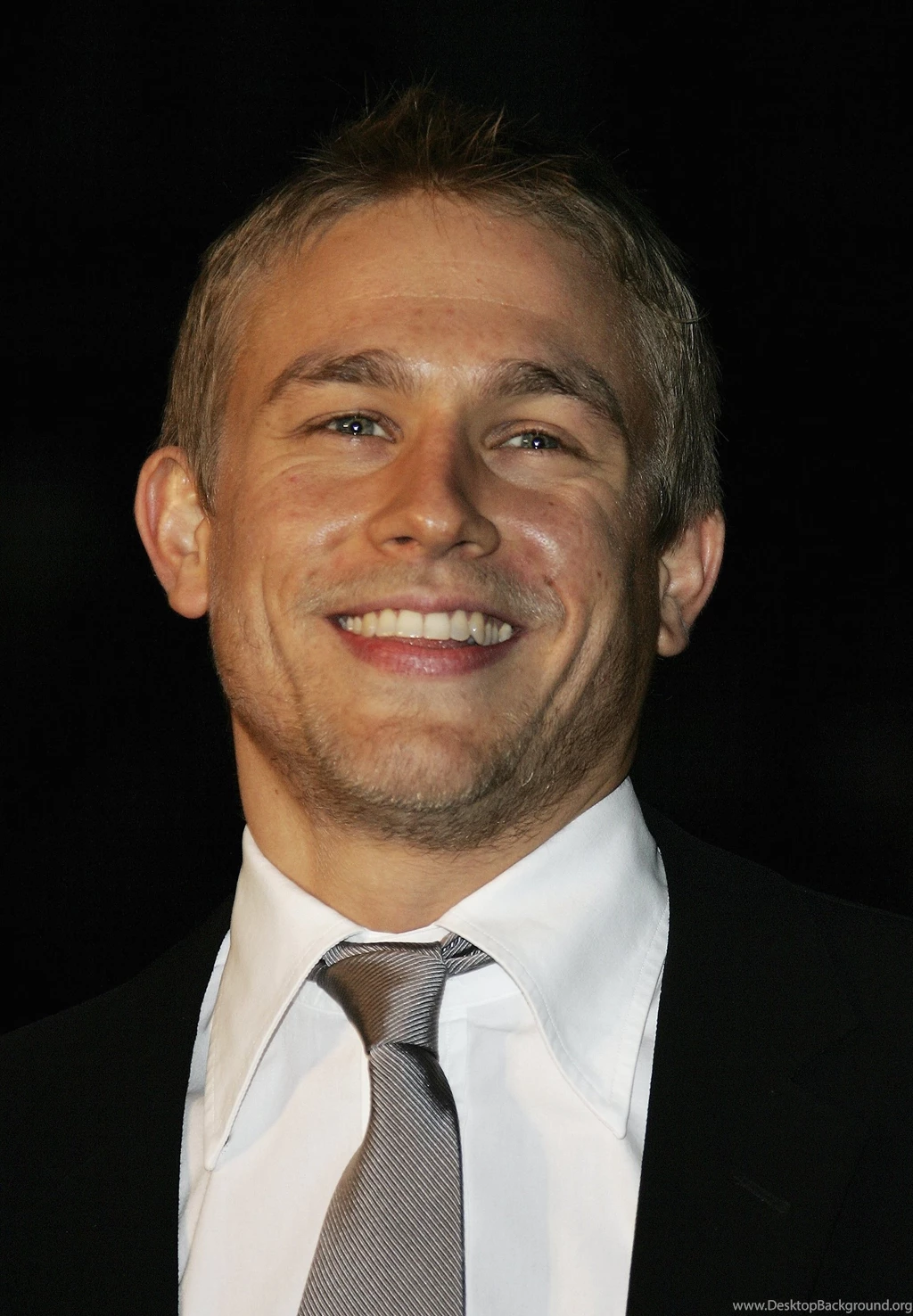 Charlie Hunnam HD Wallpapers