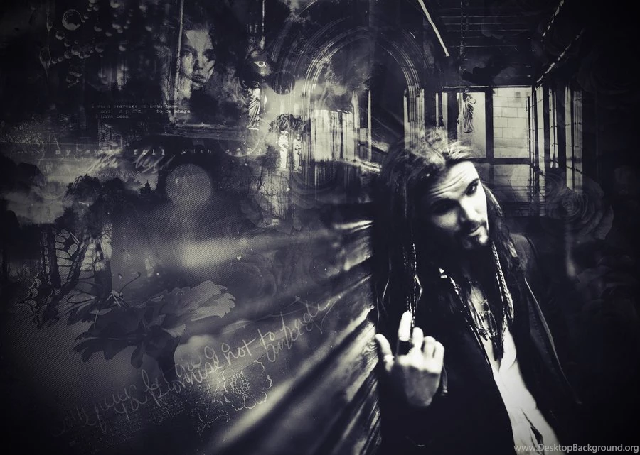 Browsing Wallpapers On DeviantArt