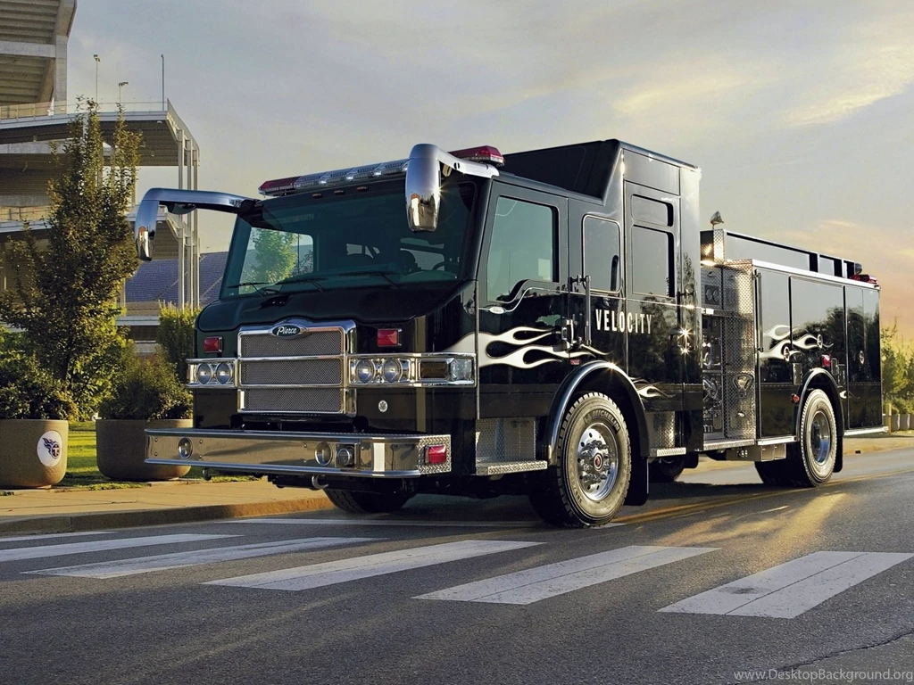 2006 Pierce Velocity Firetruck F Wallpapers