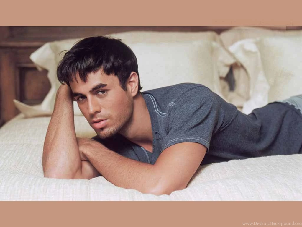 Top Hunks Enrique Iglesias Wallpapers