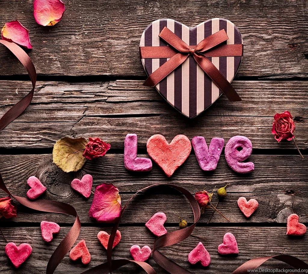 Love HD Wallpapers