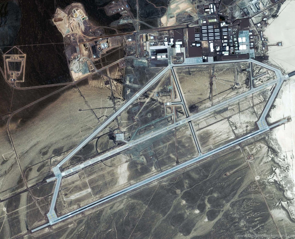 AREA51 WALLPAPER   (