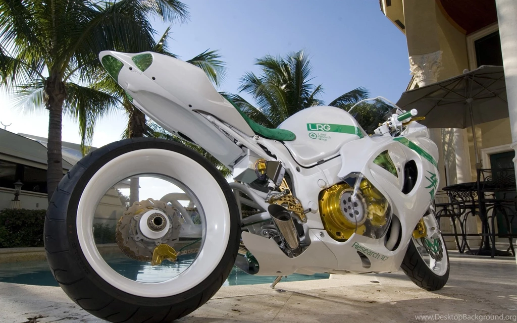 Suzuki Hayabusa Bike HD Wallpapers