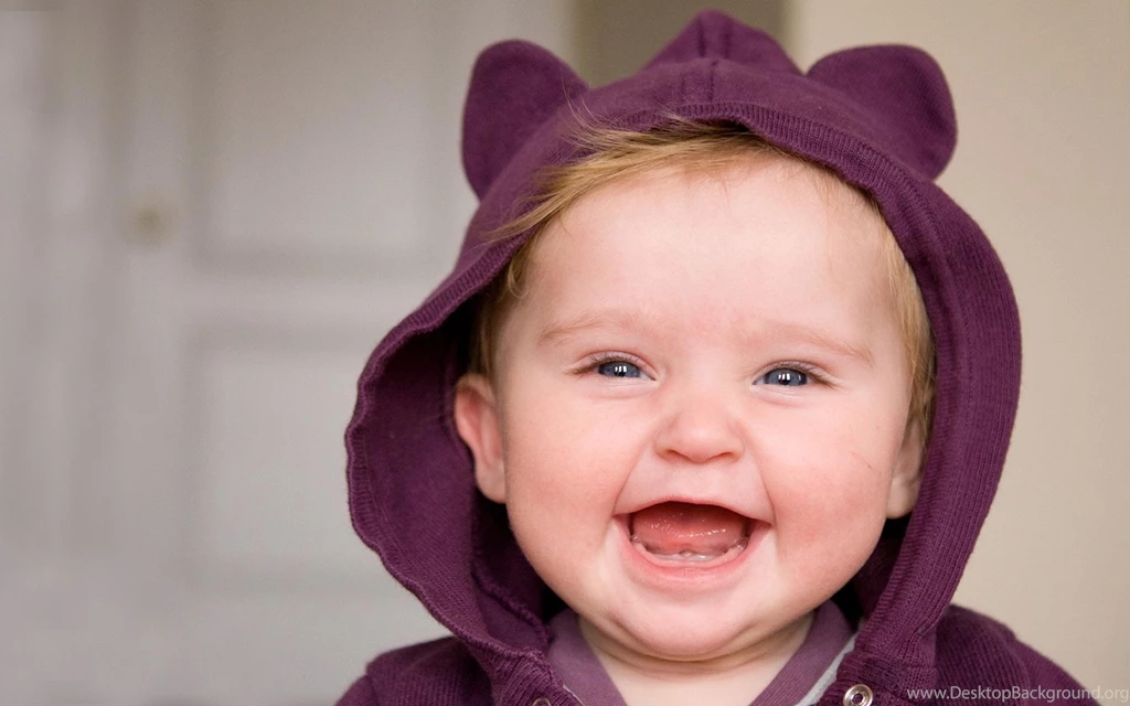 Cute Laughing Baby HD Desktop Wallpapers
