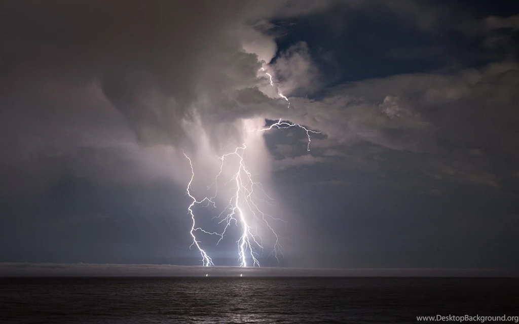 Wallpapers Lightning Storm Cloud On The Ocean Hd X 1920x1200 ...