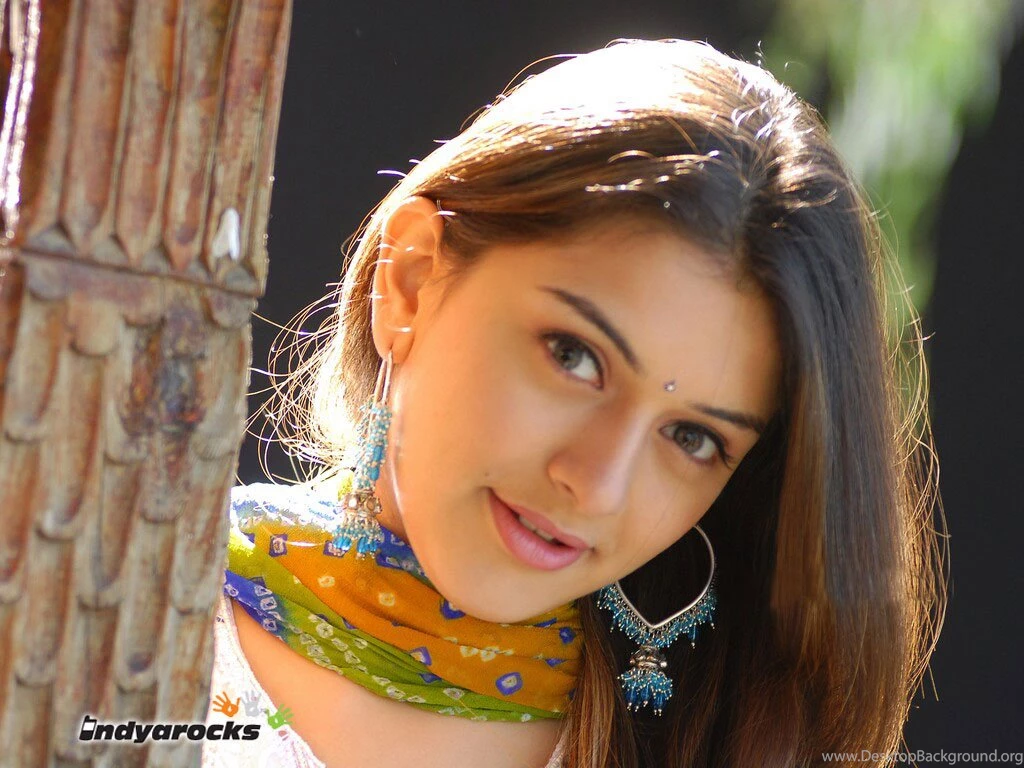 Jshhsgxvvssz: Hansika Motwani Wallpapers