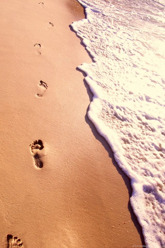 Footsteps In Sand iPhone Wallpapers