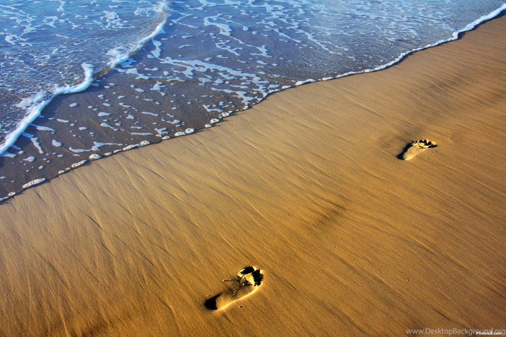Beach Footsteps (