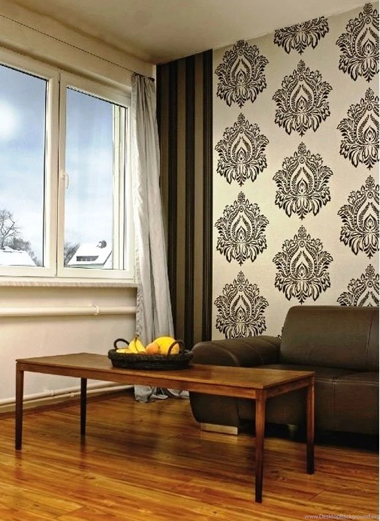 Traditional Floral Damask White And Black Wallpapers For Living ...