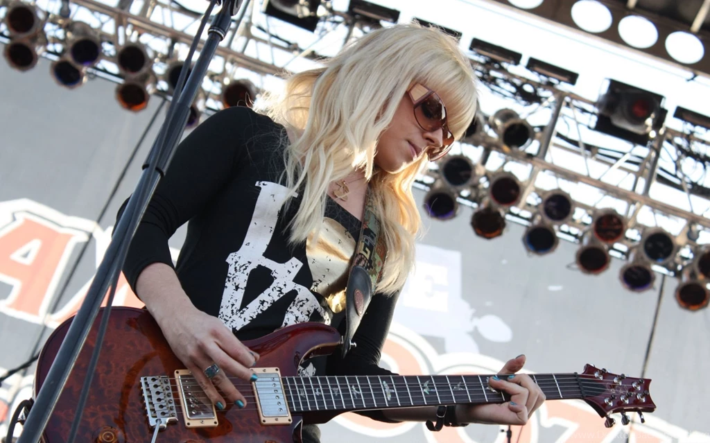 18 Orianthi HD Wallpapers