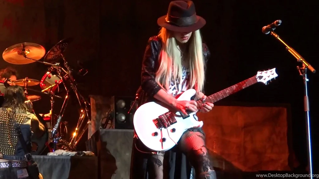 ORIANTHI SOLO :6/20/13 NH MEDOWBROOK YouTube