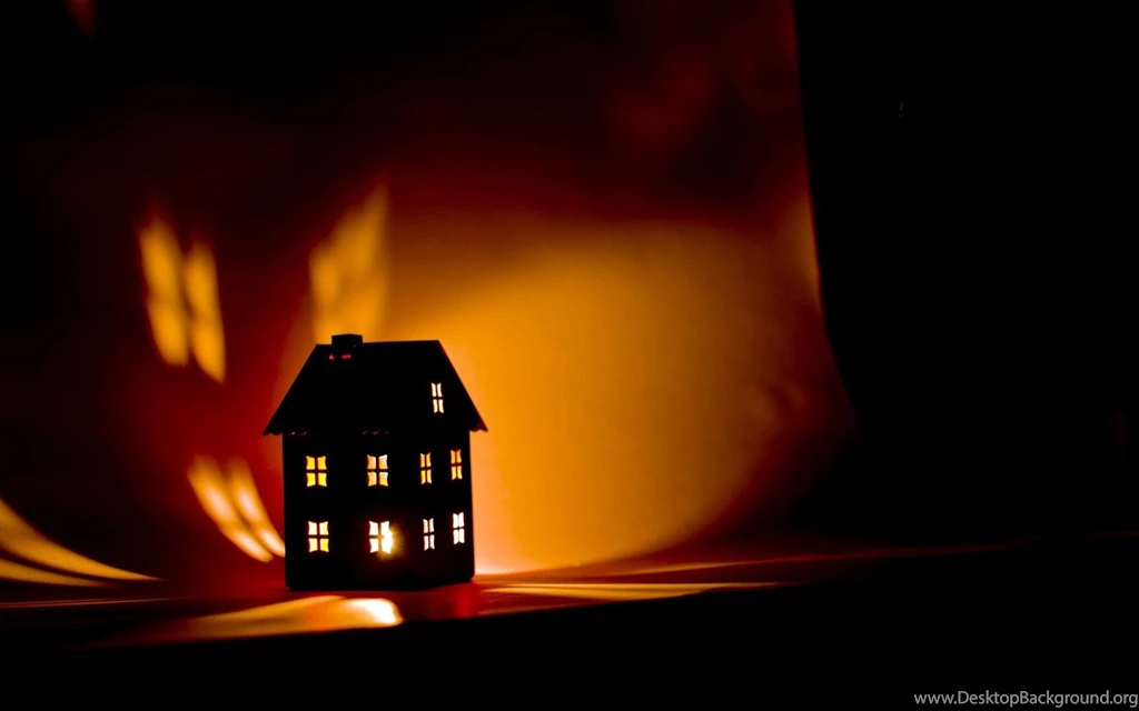 House Candle Light Wallpapers